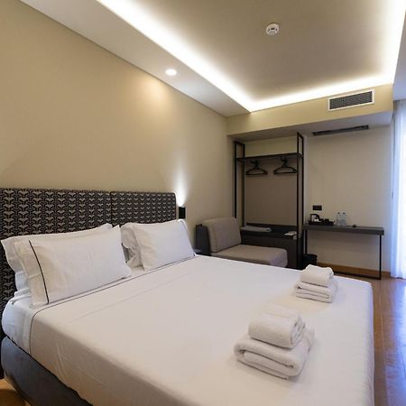 Green Boutique Hotel Vlorë Exteriör bild