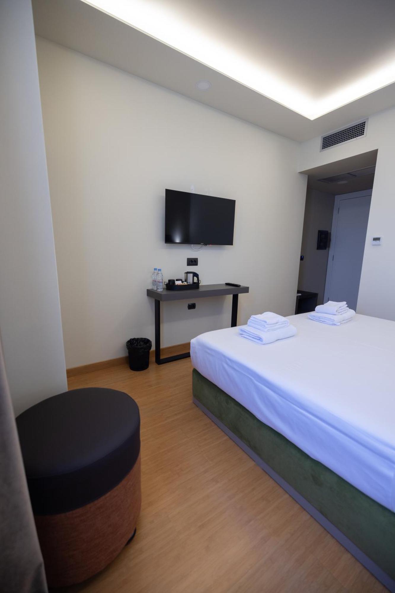 Green Boutique Hotel Vlorë Exteriör bild